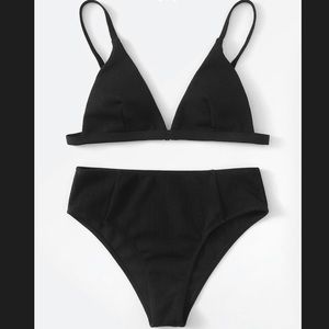 Black bikini